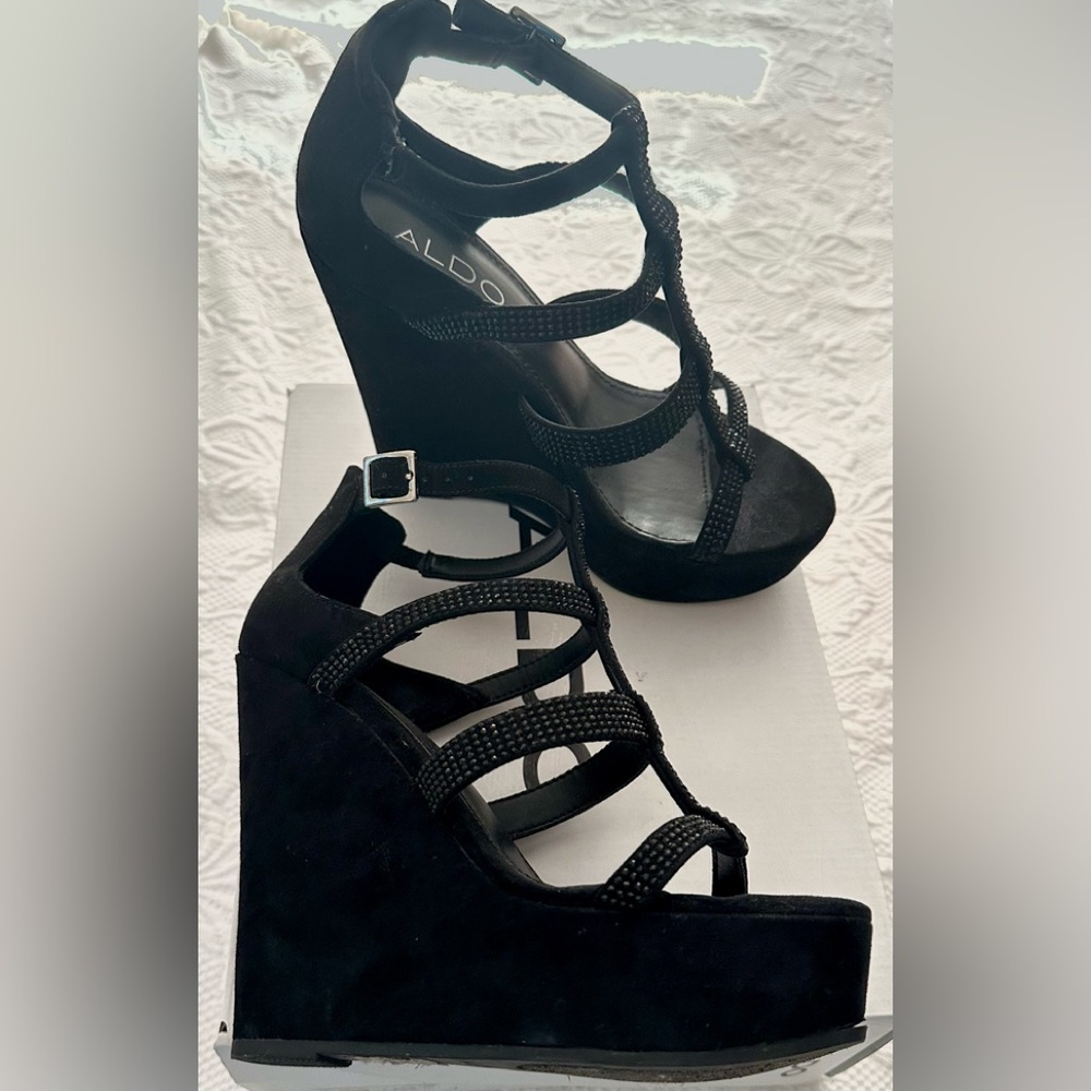 SOLD - Aldo Black Wedge Sandals with Strappy Design